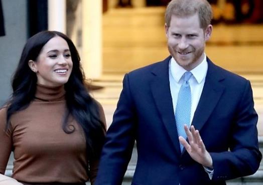 海外网评：“逼走”哈里王子夫妇，英国“小报