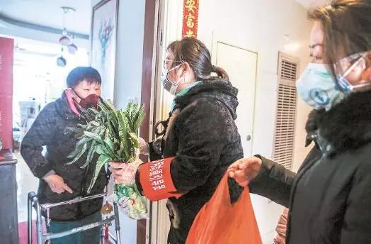 海外网评：在武汉“菜篮子”里，读懂中国的临