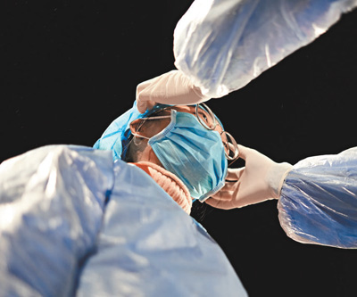 坚决打赢疫情防控阻击战（来自疫情防控一线的