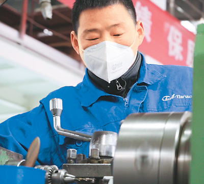 援建火神山攻关试剂检测盒 侨企争分夺秒战“疫