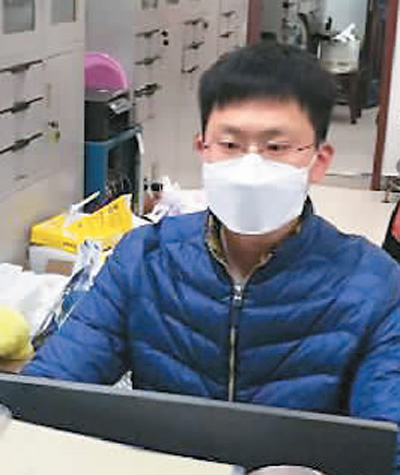 【一线抗疫群英谱】“现在我们没有时间害怕”