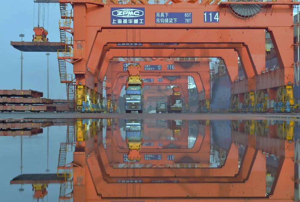 海外网评：有序复工复产，让世界工厂转起来