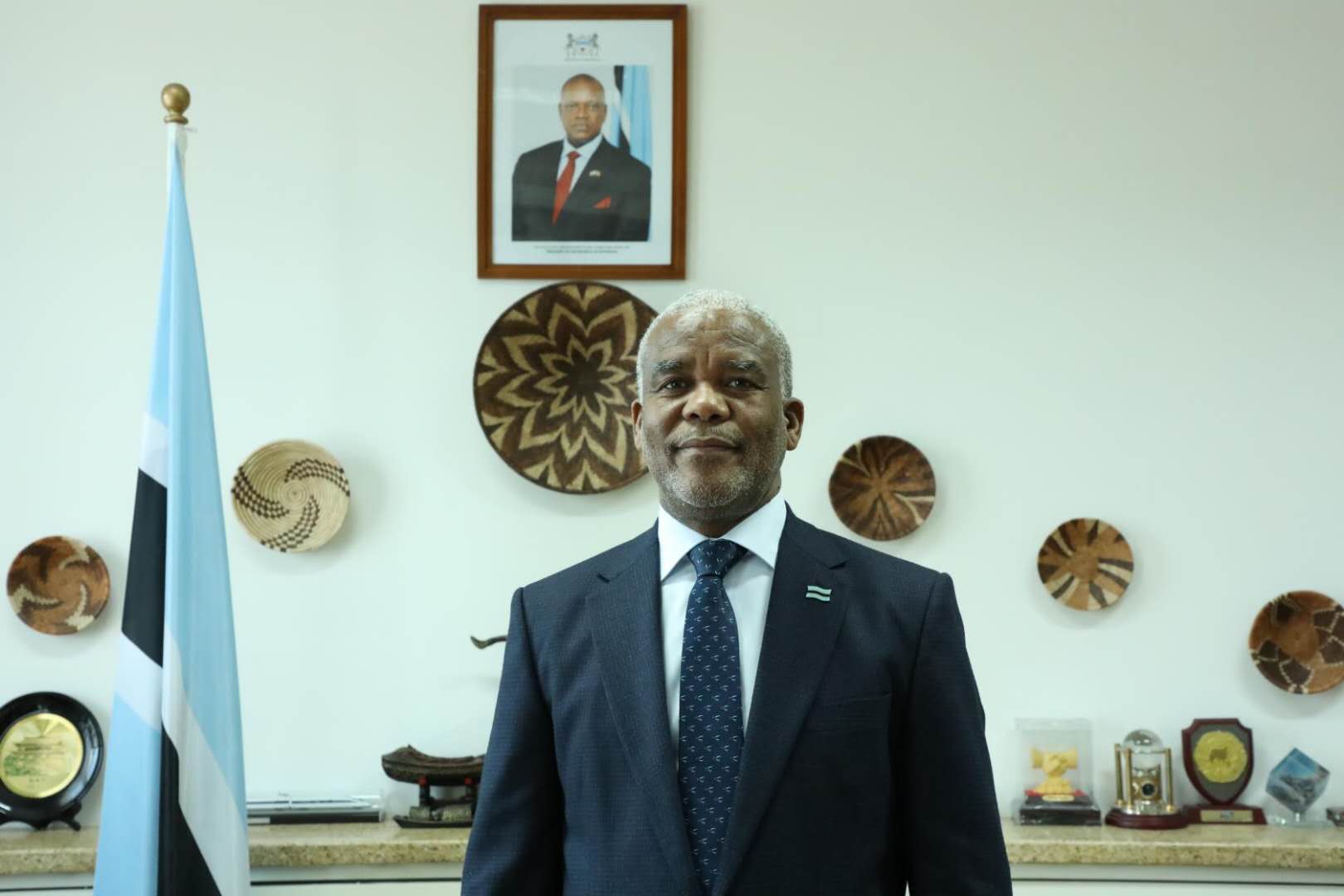 博茨瓦纳驻华大使为海外网独家撰文：中国战疫