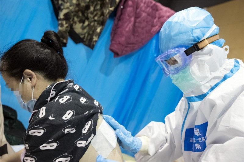 海外网评：抗击疫情，中医药展现“战斗力”