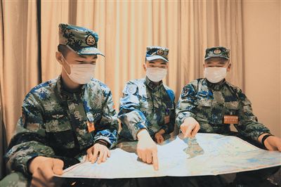 奋斗的青春分外美