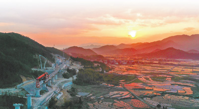 加快在建和新开工项目建设进度