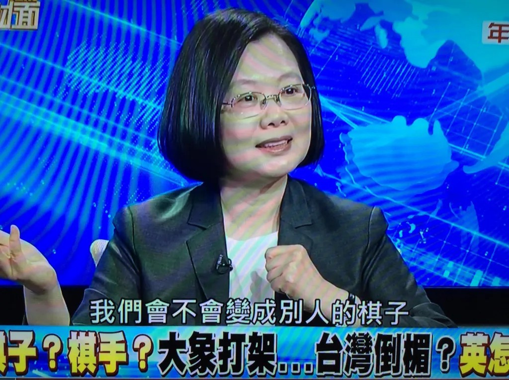 港台腔：操弄“台美建交”？又演砸了