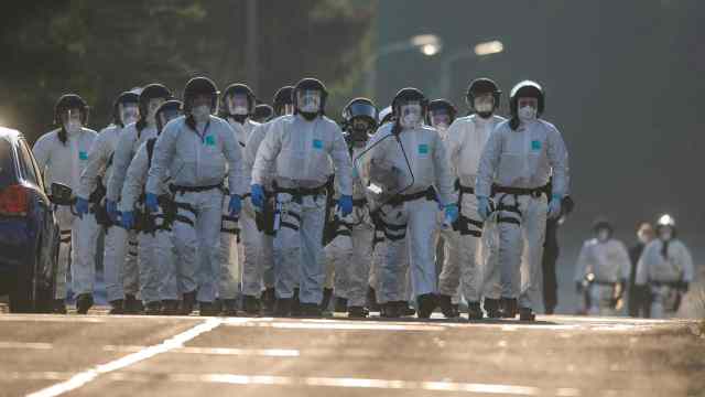 数读3月18日全球疫情：中国以外新确诊逾1.8万例 累计逾13万例 死亡逾5400例