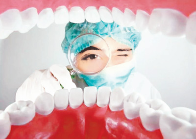 老人如何打好牙齿保卫战