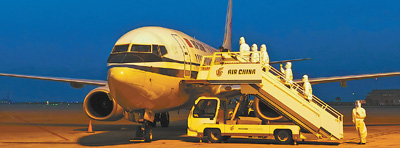 抓防控助复工 海关责任重