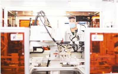 外媒关注中国生产生活开始有序恢复：中国经济