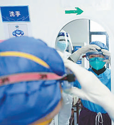 【一线抗疫群英谱】战疫中彰显军人本色