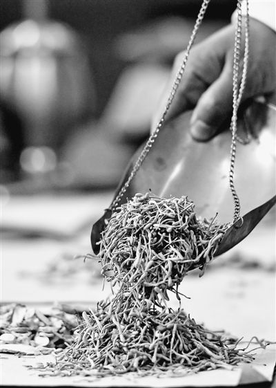 为全球抗疫提供坚实科技支撑