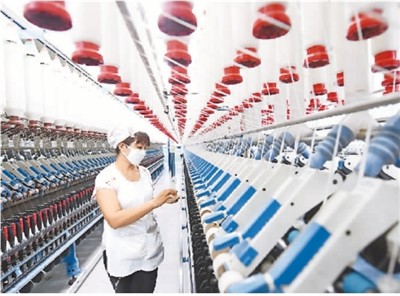 “减增降缓服”助中小企业渡难关