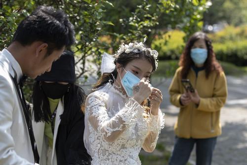 外媒：武汉“解封”象征着中国的复苏