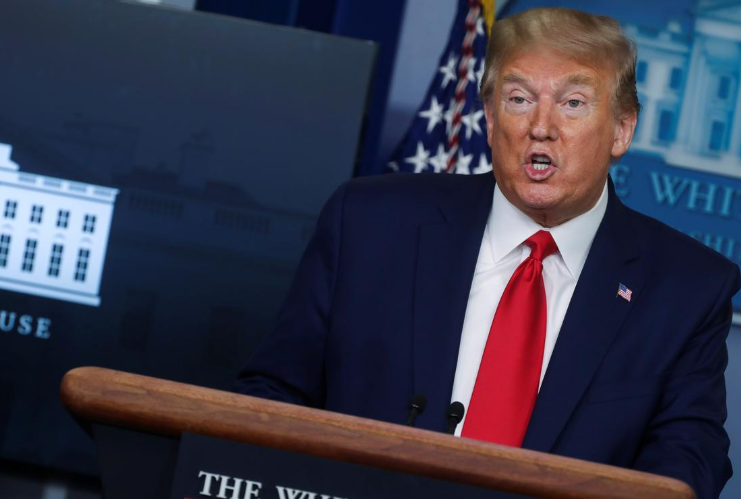 油价跌至负数 特朗普称将购入7500万桶油填满战略储备