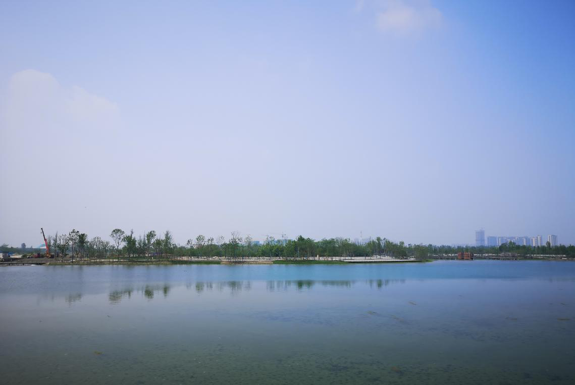 "菁蓉湖"畔奏响公园城市建设郫都乐章