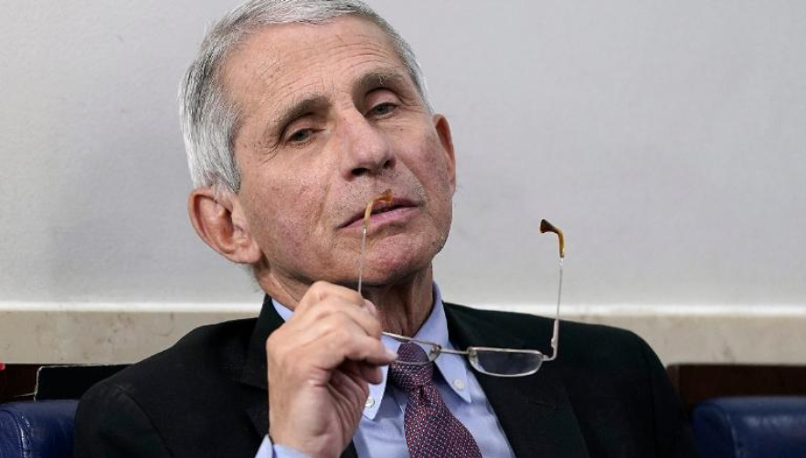 海外网评：美式抗疫，让防疫专家“静音”？