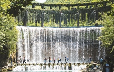 中国旅游 向着高质量出发