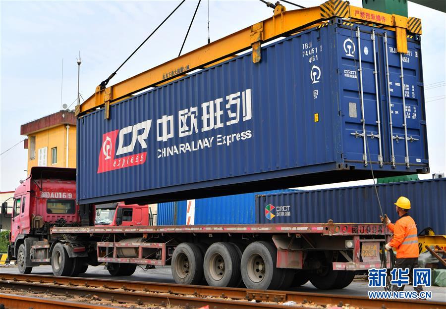 海外网评：4月份中国出口转正，释放稳外贸积极信号