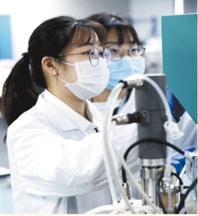 “职校师生帮了我们大忙！”（深聚焦）