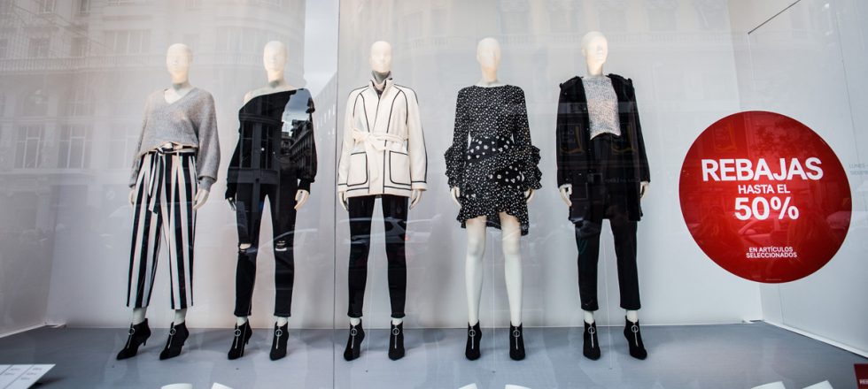 怕人群聚集 西班牙政府禁止实体店打折促销活动