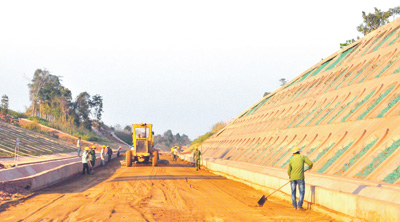 患难见真情 共同抗疫情