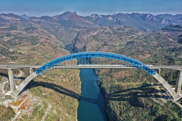 海外网评：特殊时期，西部大开发进入3.0时代