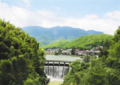 走，到安吉看海去