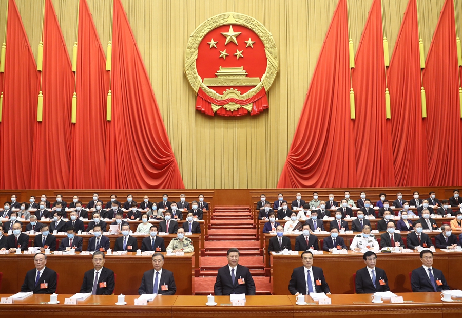 5月22日，第十三届全国人民代表大会第三次会议在北京人民大会堂开幕。党和国家领导人习近平、李克强、汪洋、王沪宁、赵乐际、韩正、王岐山等出席，栗战书主持大会。