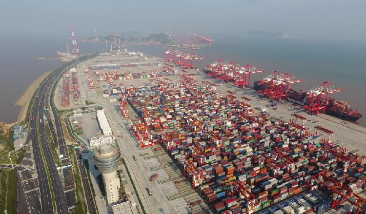 海外网评：疫情冲击下，“一带一路”成“生命