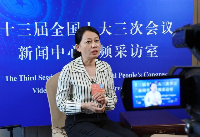 外媒关注中国首部民法典：为公民权利提供全面