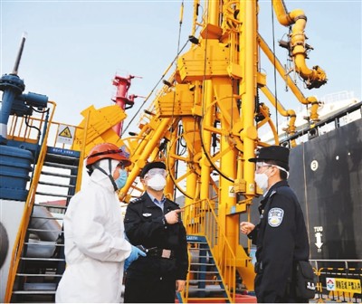 把握机遇 化危为机