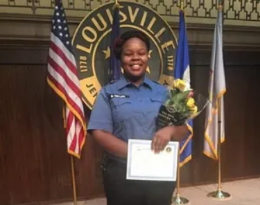 美国肯塔基州抗议黑人医护被杀，现场引发骚乱