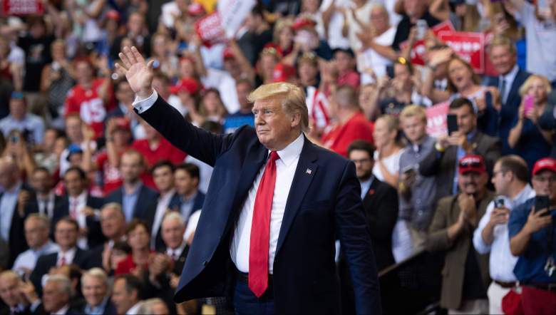 不顾疫情蔓延 特朗普宣布19日恢复竞选集会