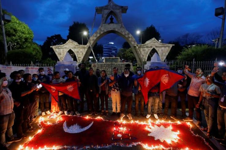 尼泊尔和印度爆发领土争端之际 尼军方高官赴边