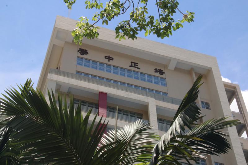 香港中学副校长煽动学生反国安立法 家长：对得