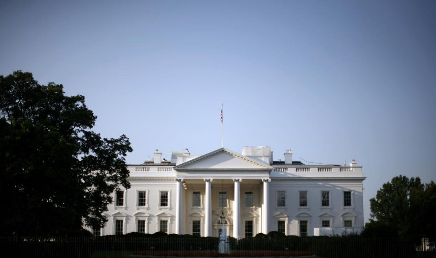 特朗普签署行政令停发部分工作签证 专家:会致美