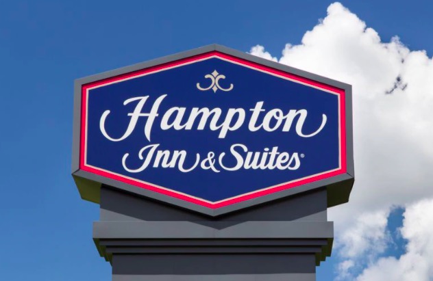 美酒店员工涉种族歧视被解雇：曾报警要求黑人