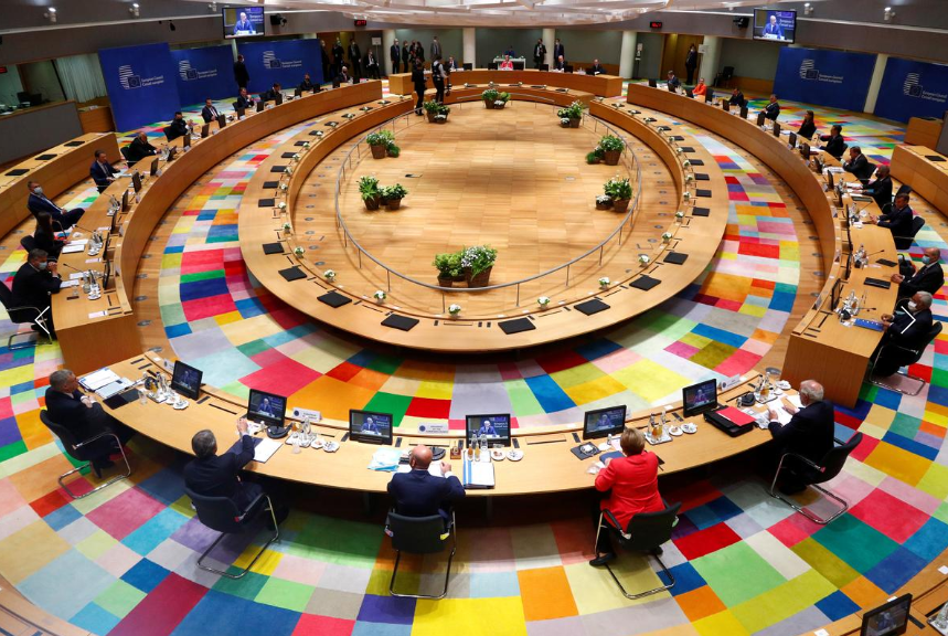 欧盟举行疫情以来首次线下峰会 领导人戴着口罩