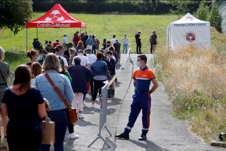 法国多地疫情复燃 输入性病例和集群感染增加