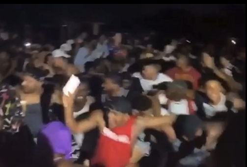 日媒：10万驻日美军享特权 疫情数据拒不公开