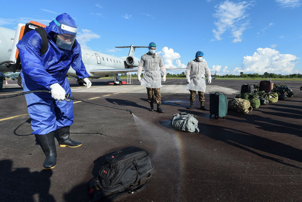 新增病例现单日最大增幅 巴西却恢复国际航班