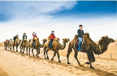 跨省游恢复半月人气渐旺 暑期游助推旅游业复苏