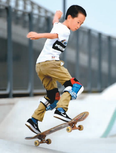 健身动起来，体育消费热起来