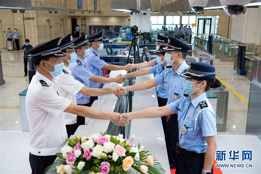 (社会)(4)横琴新口岸举行模拟通关演练 (社会)(4)横琴新口岸举行模拟通关演练