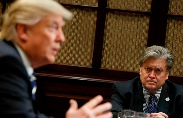 特朗普回应班农被捕：我已经很久不和他打交道