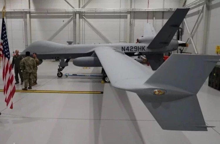 台防务部门曝300亿预算缺口 网友：小岛快被美国