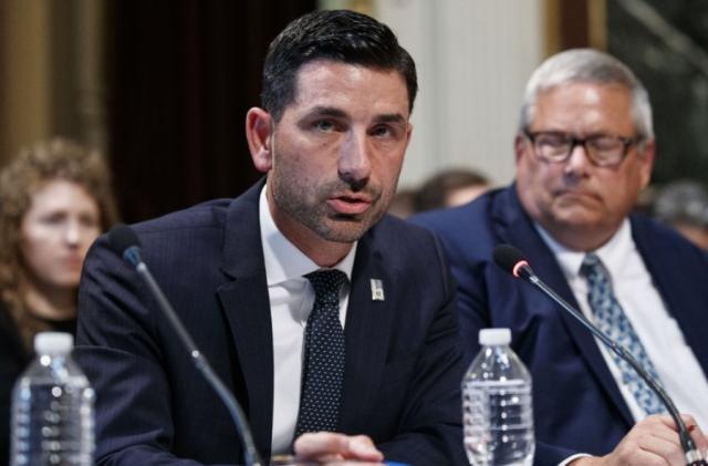 岗位空缺16个月，特朗普宣布将任命新任国土安全