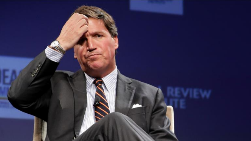 美17岁青年射杀抗议者 福克斯主播语出惊人：他